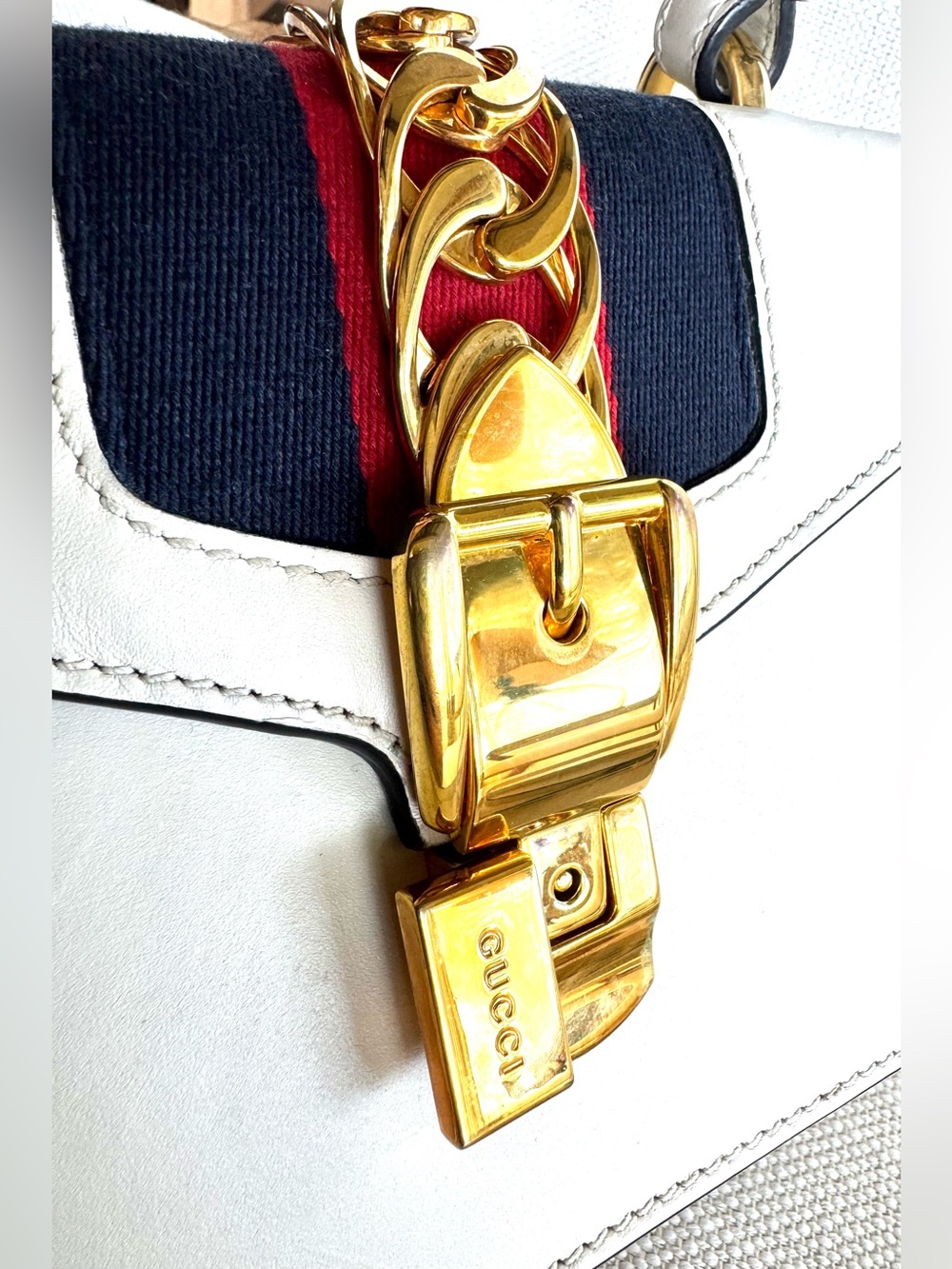 GUCCI Sylvie Mini White Leather Top Handle Crossbody Shoulder Bag - Picture 9 of 13